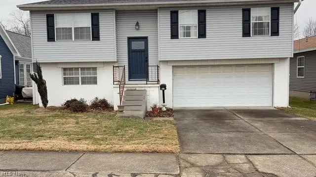 602 Williams Avenue, Williamstown, WV 26187 - #1