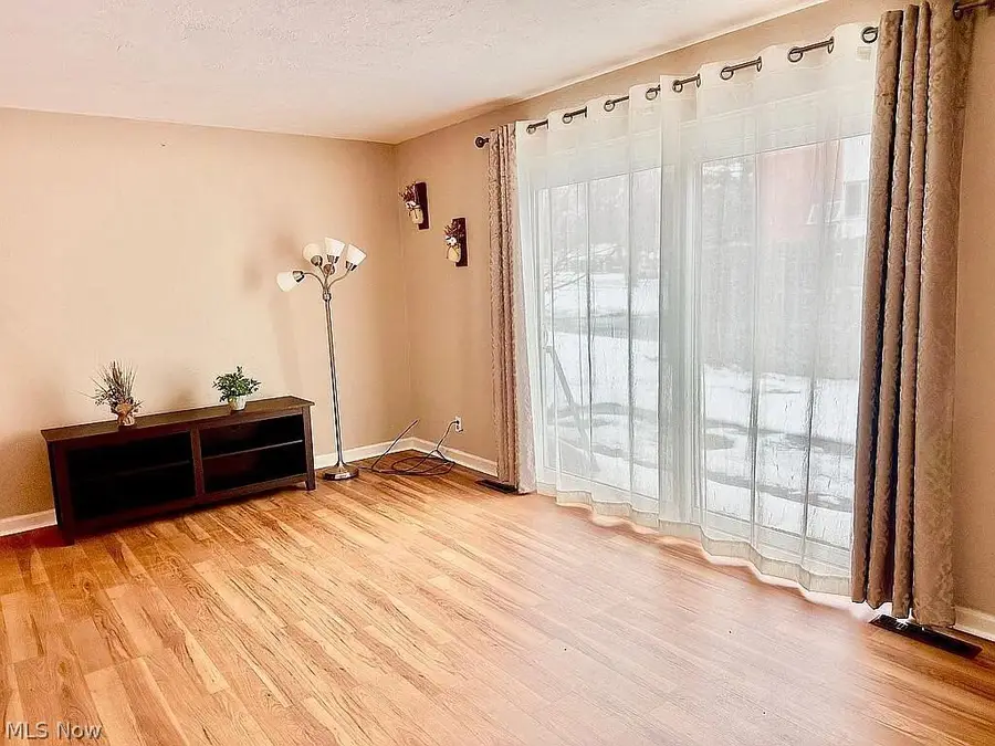 101 Chatham Way #101A, Cleveland, OH 44124 - #2