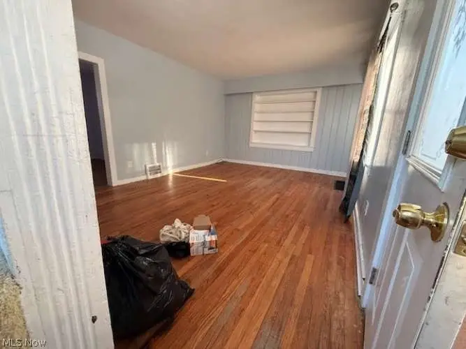 216 Murphy Avenue, Grand River, OH 44045 - #2