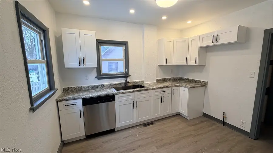 320 Para Avenue, Akron, OH 44305 - #2