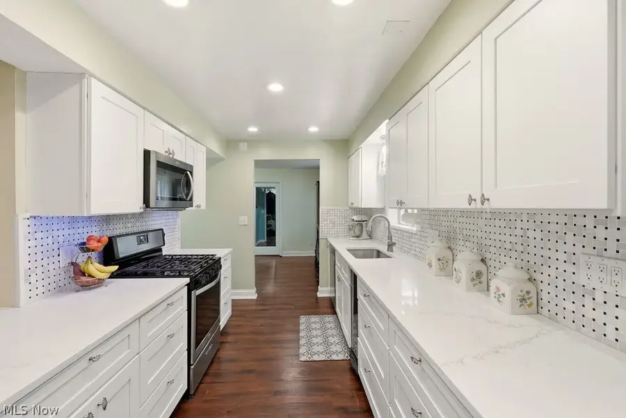 491 Tally Ho Lane, Cleveland, OH 44143 - #3