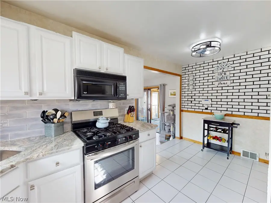 1554 Rush Road, Wickliffe, OH 44092 - #3