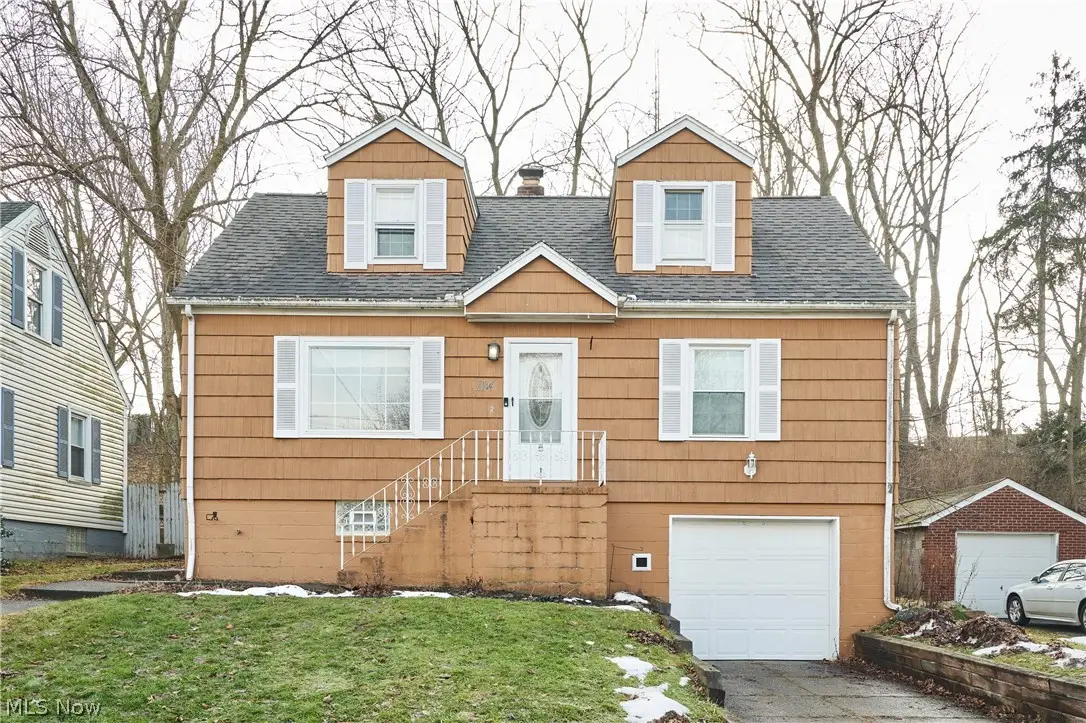 114 Davenport Avenue, Akron, OH 44312 - #1