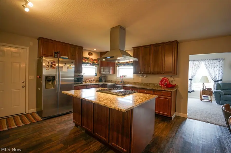 1325 County Line Rd, Hopewell, OH 43760 - #2