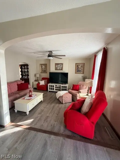 264 Washington Street, Roseville, OH 43777 - #3