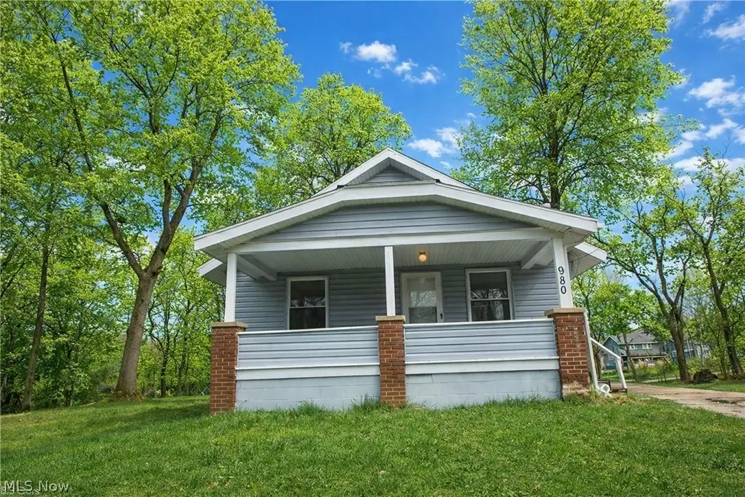 980 W Laclede Avenue, Youngstown, OH 44511 - #1