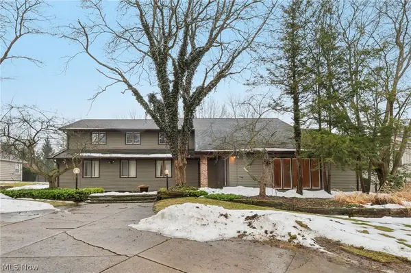 32150 S Woodland Road, Cleveland, OH 44124