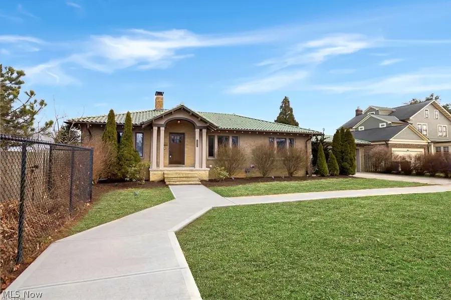 1033 Summit Avenue, Lakewood, OH 44107 - #2