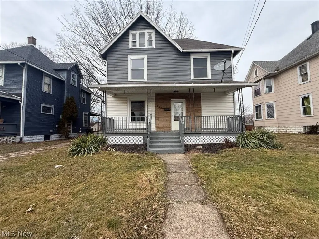 2329 Winfield Ne Way, Canton, OH 44705 - #1