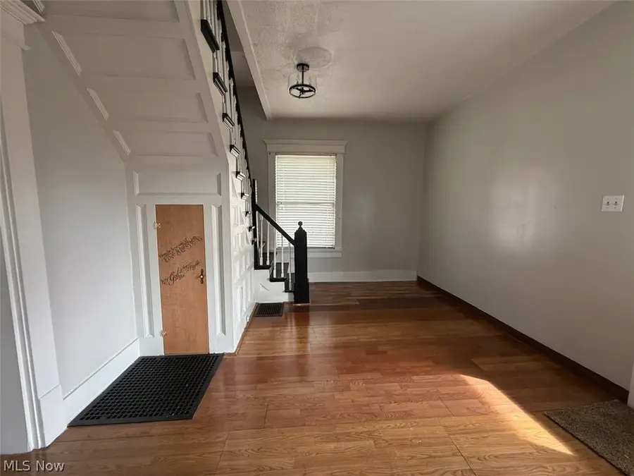 2329 Winfield Ne Way, Canton, OH 44705 - #2