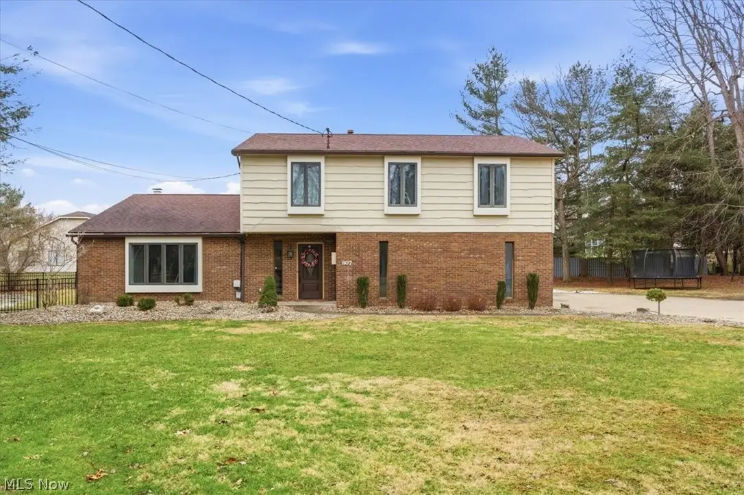 807 51st Street, Vienna, WV 26105 - #1