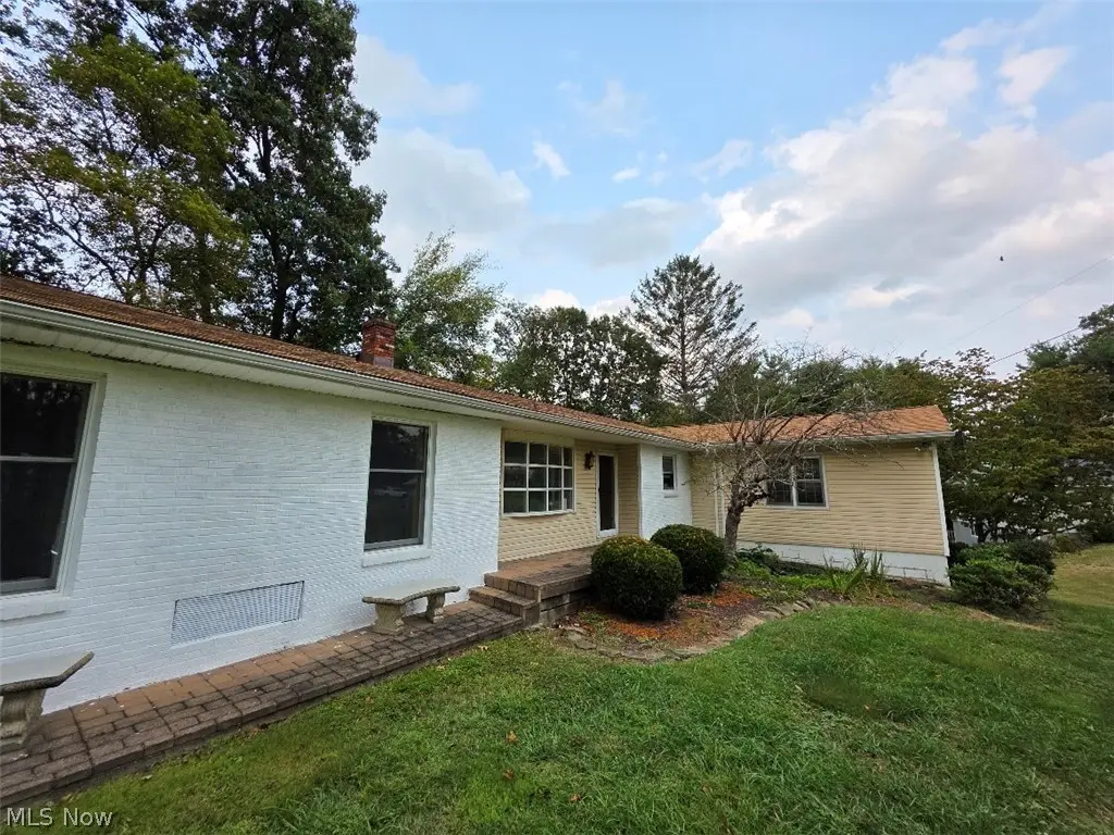 300 Eastlawn Circle, Zanesville, OH 43701 - #1