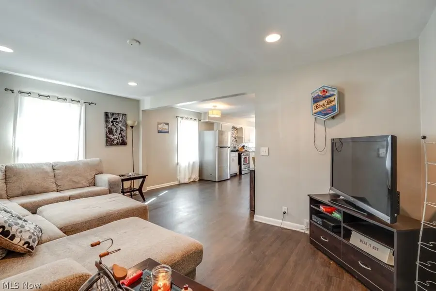 6276 Apple Street, Louisville, OH 44641 - #2