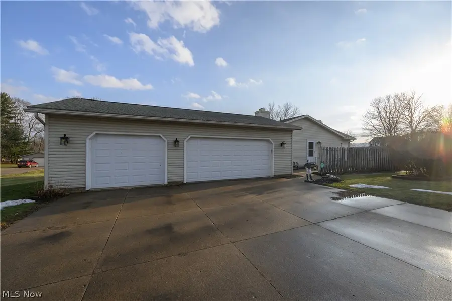 6840 Akron Nw Avenue, Canal Fulton, OH 44614 - #2