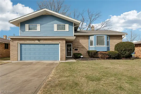 5512 Carol Jean Boulevard, Cleveland, OH 44125