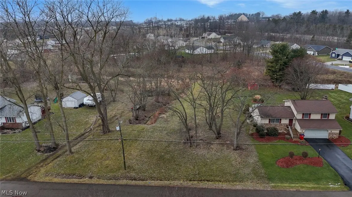 4707 Eastland Avenue, Louisville, OH 44641 - #1