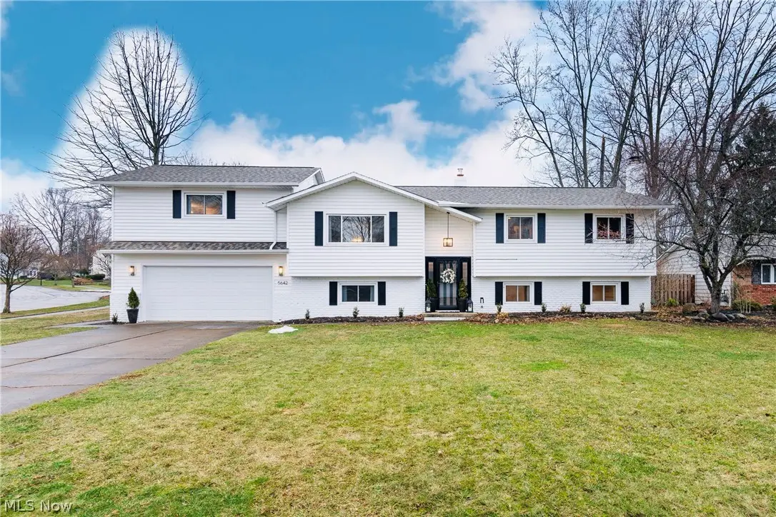 5642 Grand Place, Willoughby, OH 44094 - #1