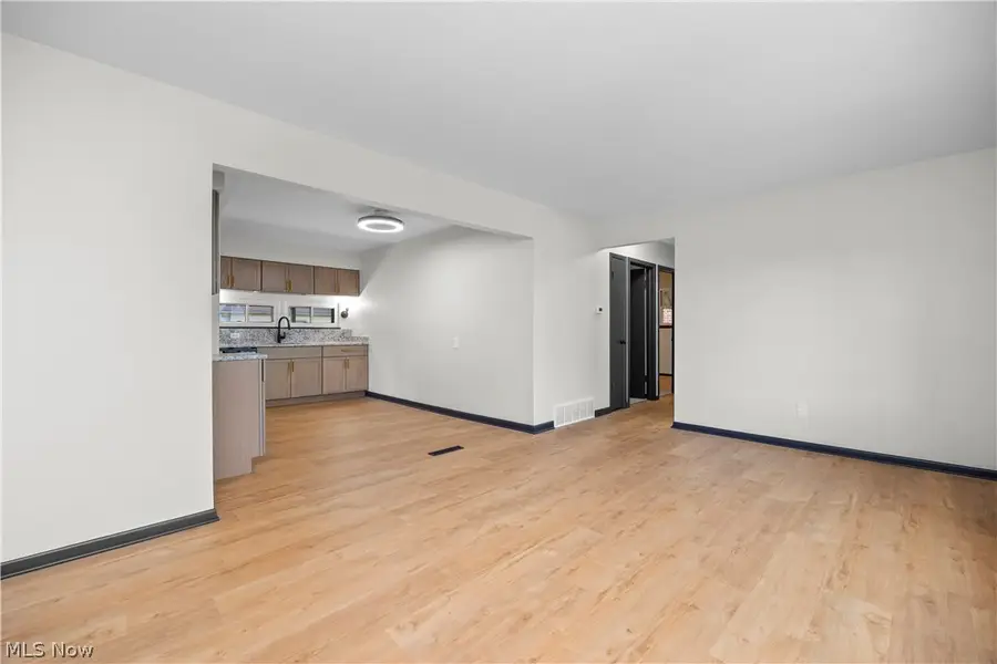 897 Livermore Lane, Elyria, OH 44035 - #3