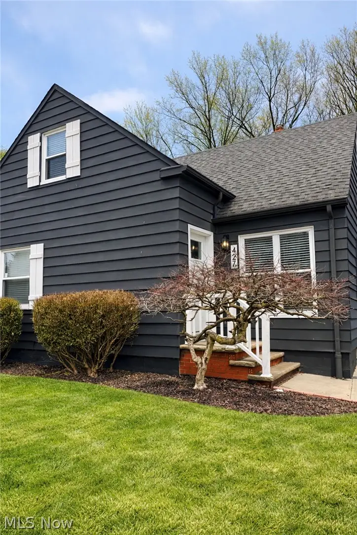 427 E 275 Street, Euclid, OH 44132 - #2