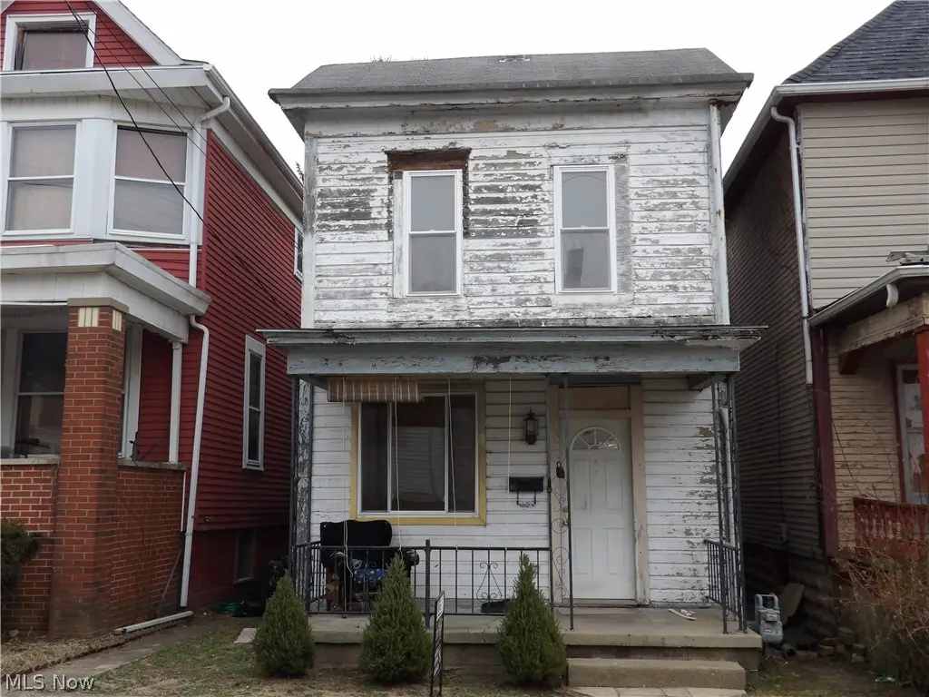 624 Grant Avenue, Martins Ferry, OH 43935 - #1