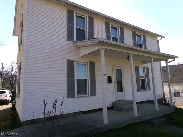 1215 Denman Avenue, Coshocton, OH 43812