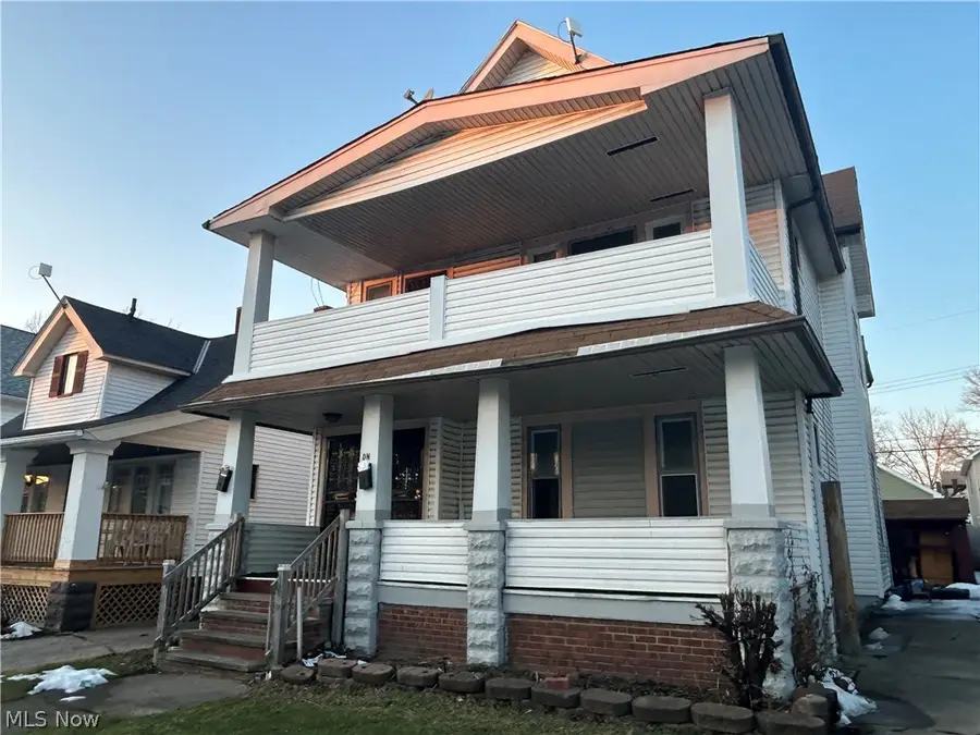 11721 Hamlen Avenue, Cleveland, OH 44120 - #2