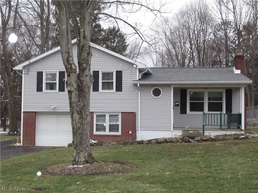 223 Fairview Avenue, Canfield, OH 44406 - #2