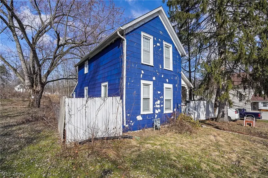 131 W Miller Avenue, Akron, OH 44301 - #3