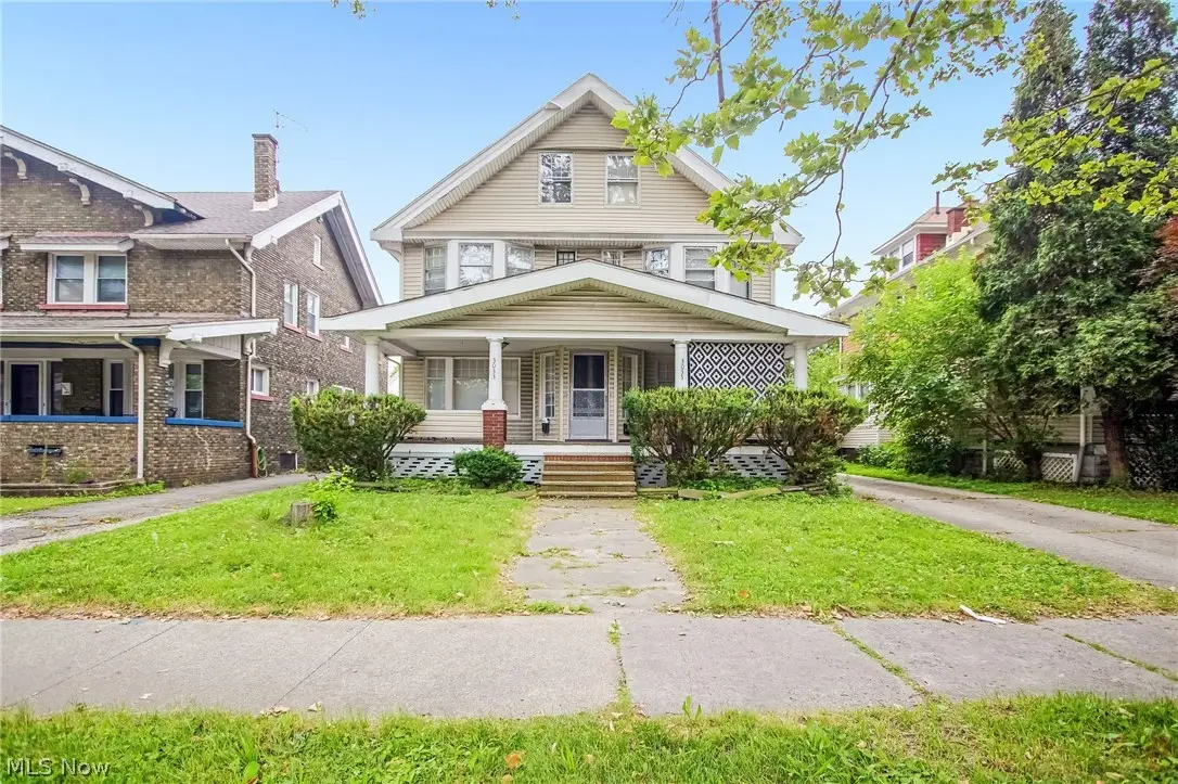 3033 West Boulevard, Cleveland, OH 44111 - #1