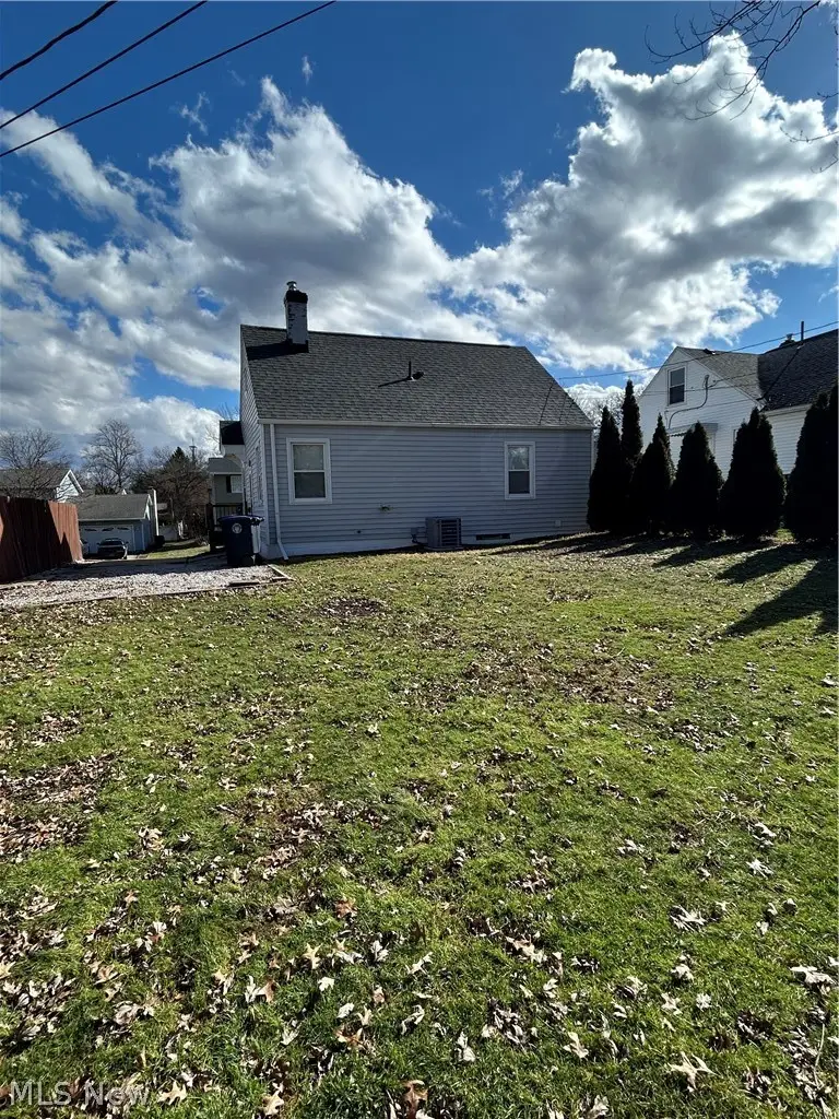 178 Mission Drive, Akron, OH 44301 - #2