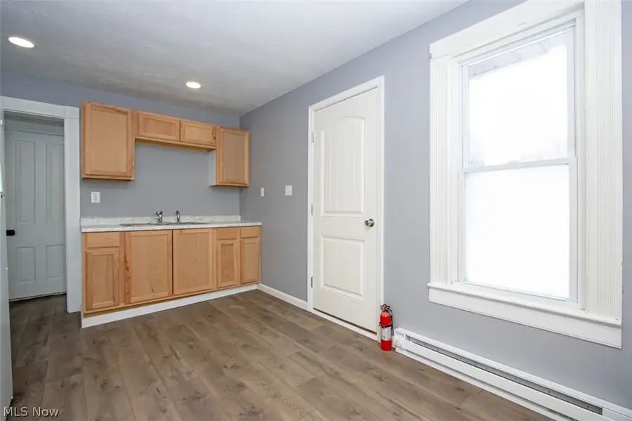 442-442 1/2 Main Street, Wadsworth, OH 44281 - #2