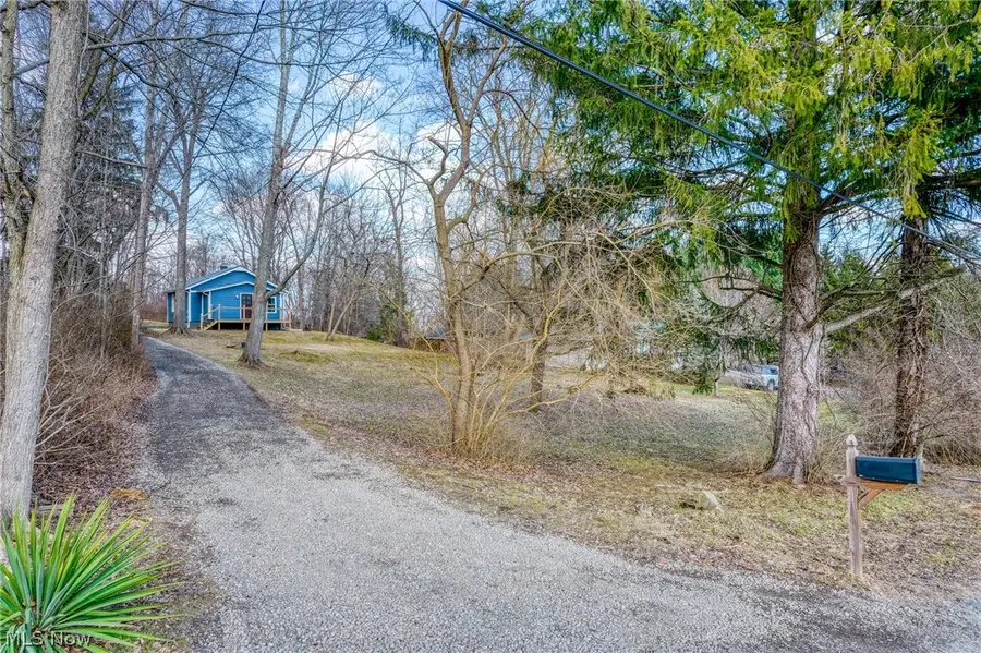 4119 Paradise Sw Street, Canton, OH 44706 - #2