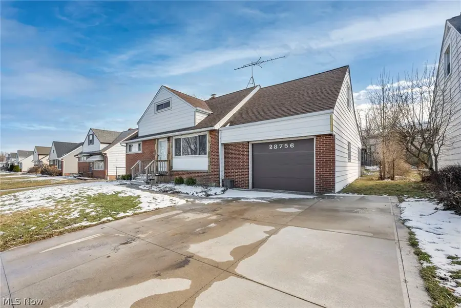 28756 Hazel Avenue, Wickliffe, OH 44092 - #2