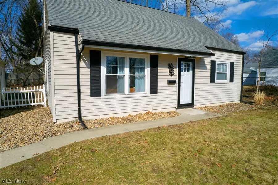 1111 Center Avenue, Cuyahoga Falls, OH 44221 - #3