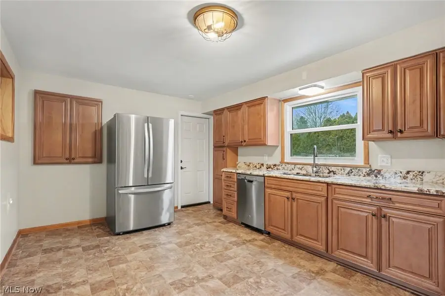 1215 Pleasant Valley Ne Drive, Warren, OH 44483 - #3