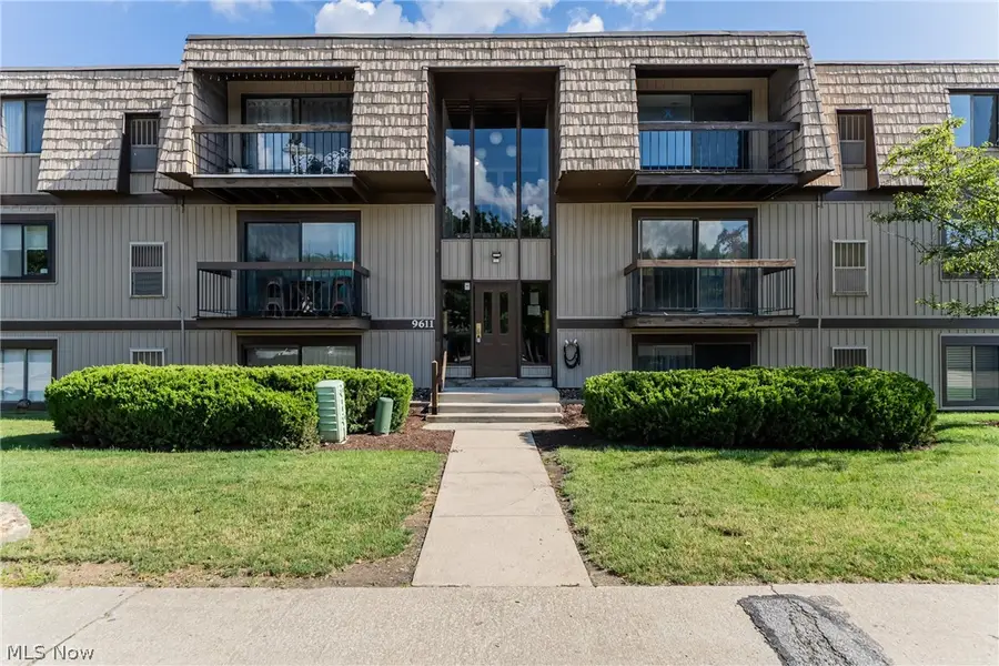 9611 Sunrise Boulevard #K2, North Royalton, OH 44133 - #2