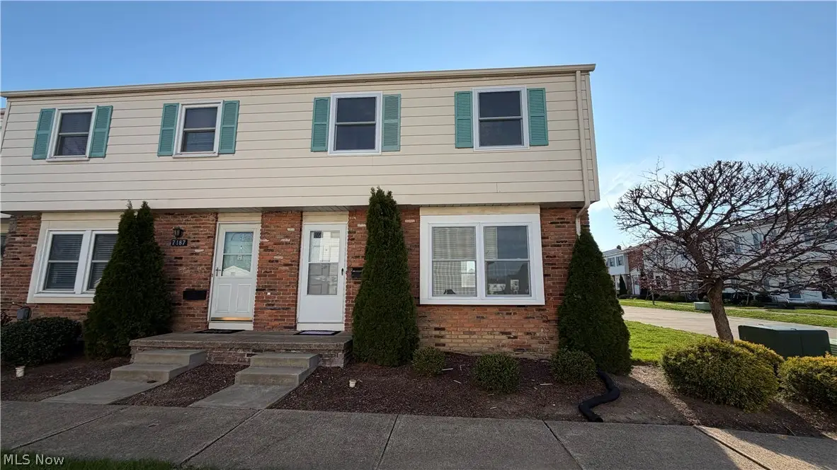 7489 Essex Drive, Mentor, OH 44060 - #1