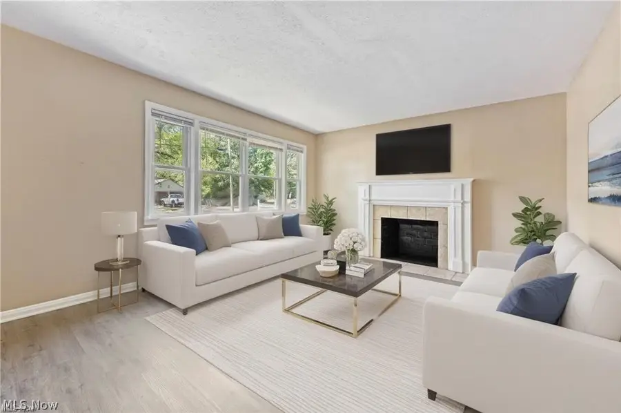 1255 Dover Avenue, Akron, OH 44320 - #3