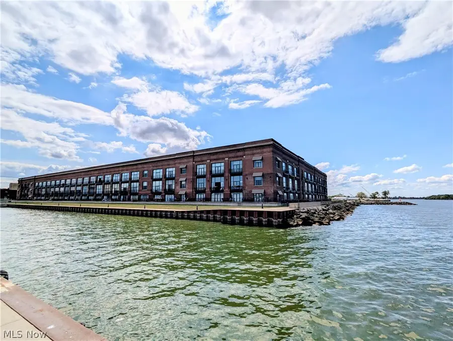 401 Shoreline W Drive #234, Sandusky, OH 44870 - #2