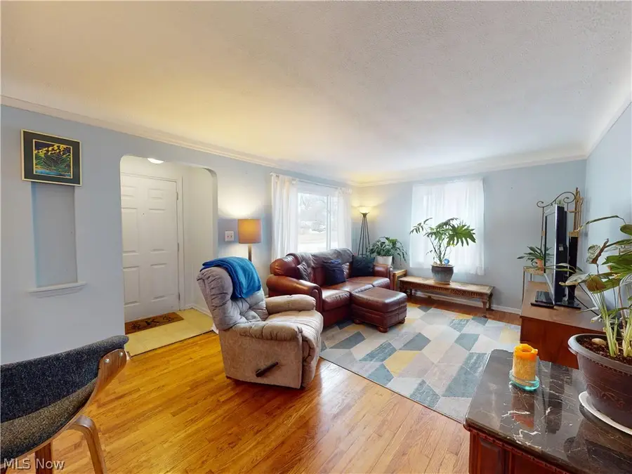 4142 Eastway Road, South Euclid, OH 44121 - #3