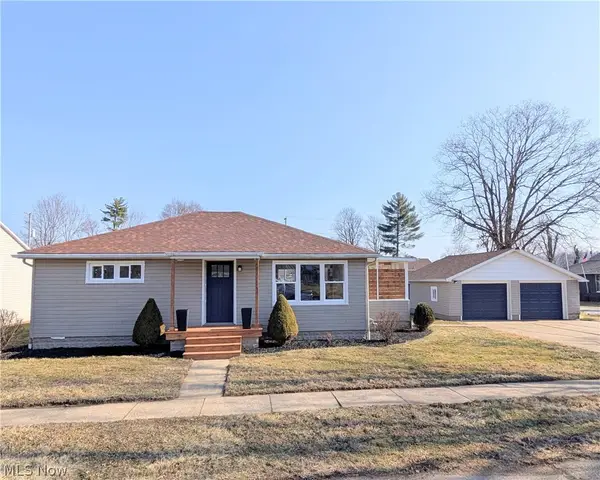 317 Maple N Street, Gnadenhutten, OH 44629