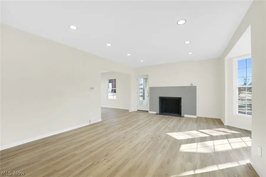 8612 W Moreland Road, Parma, OH 44129 - #2