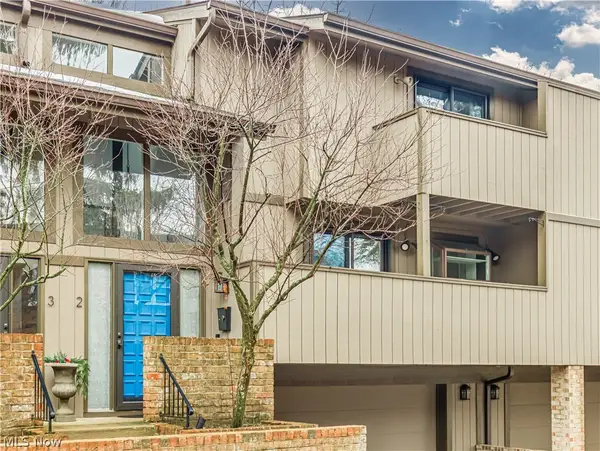 2675 Warrensville Center Road #2, Shaker Heights, OH 44122