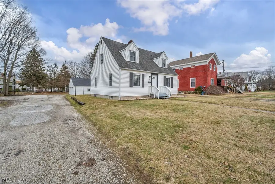 535 Eastwood Street, Geneva, OH 44041 - #3