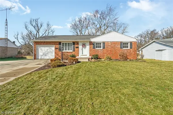 271 Manor Nw Avenue, Canton, OH 44708
