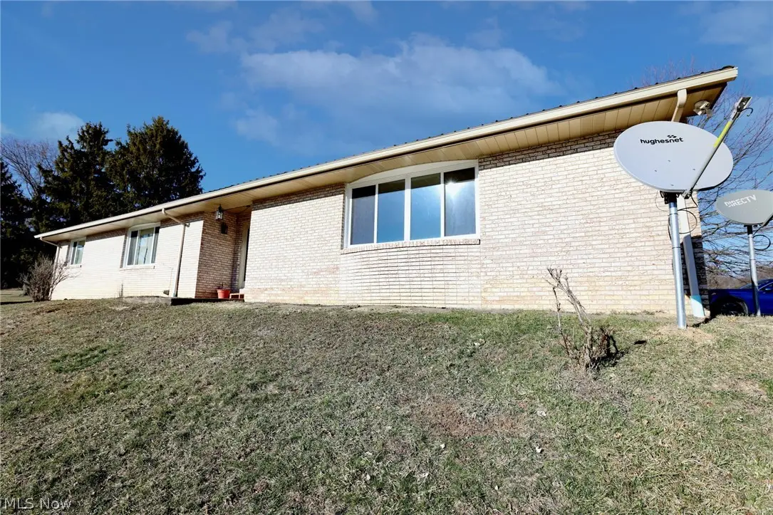 125 Meadowood Drive, New Cumberland, WV 26047 - #1