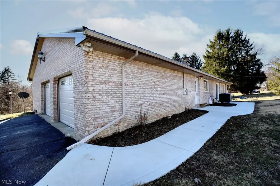 125 Meadowood Drive, New Cumberland, WV 26047 - #3