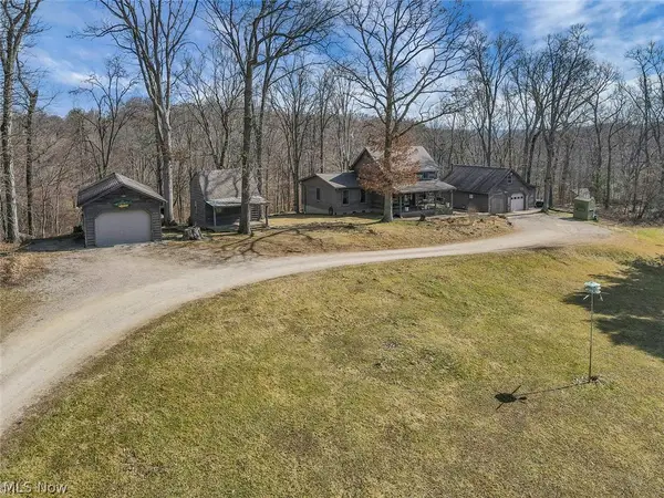 2161 Stacy Lane, Zanesville, OH 43701