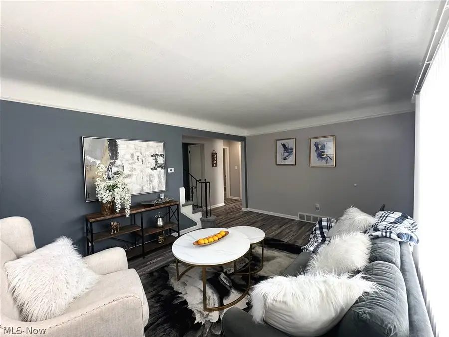 2440 Dentzler Road, Cleveland, OH 44134 - #2