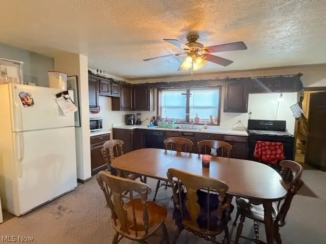 107 W 21st Street, Dover, OH 44622 - #3